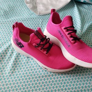 Womens sz 11 hot pink
